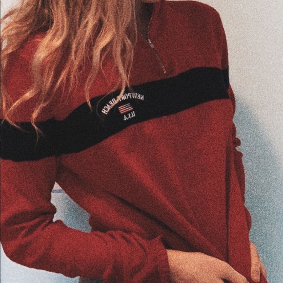Brandy Melville Sweaters - Brandy Melville Sweater Brandy Melville Sweaters - Brandy Melville Sweater